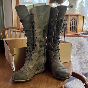 Cate the Great wedge Sorel size 7